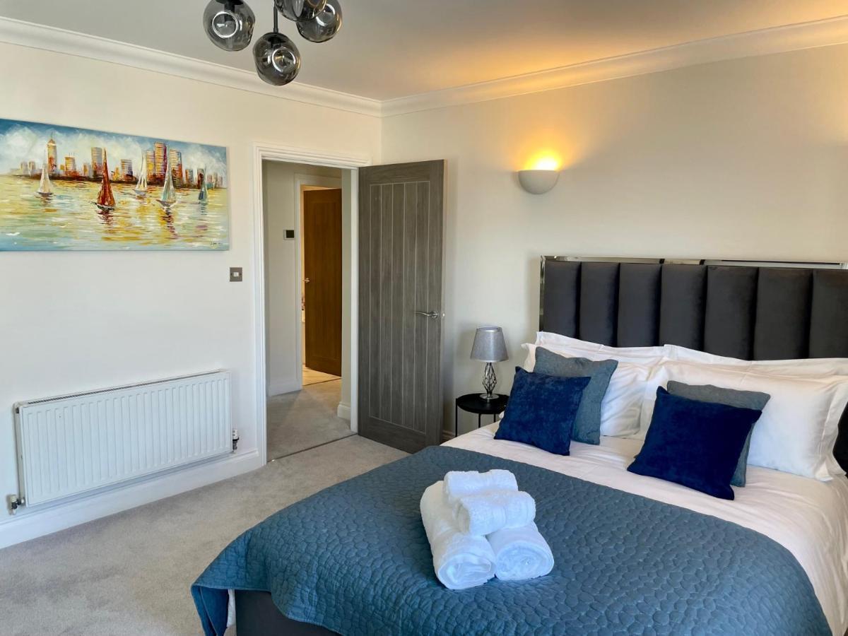 Exquisite Apartment, Stone Throw From The Beach Bournemouth Buitenkant foto